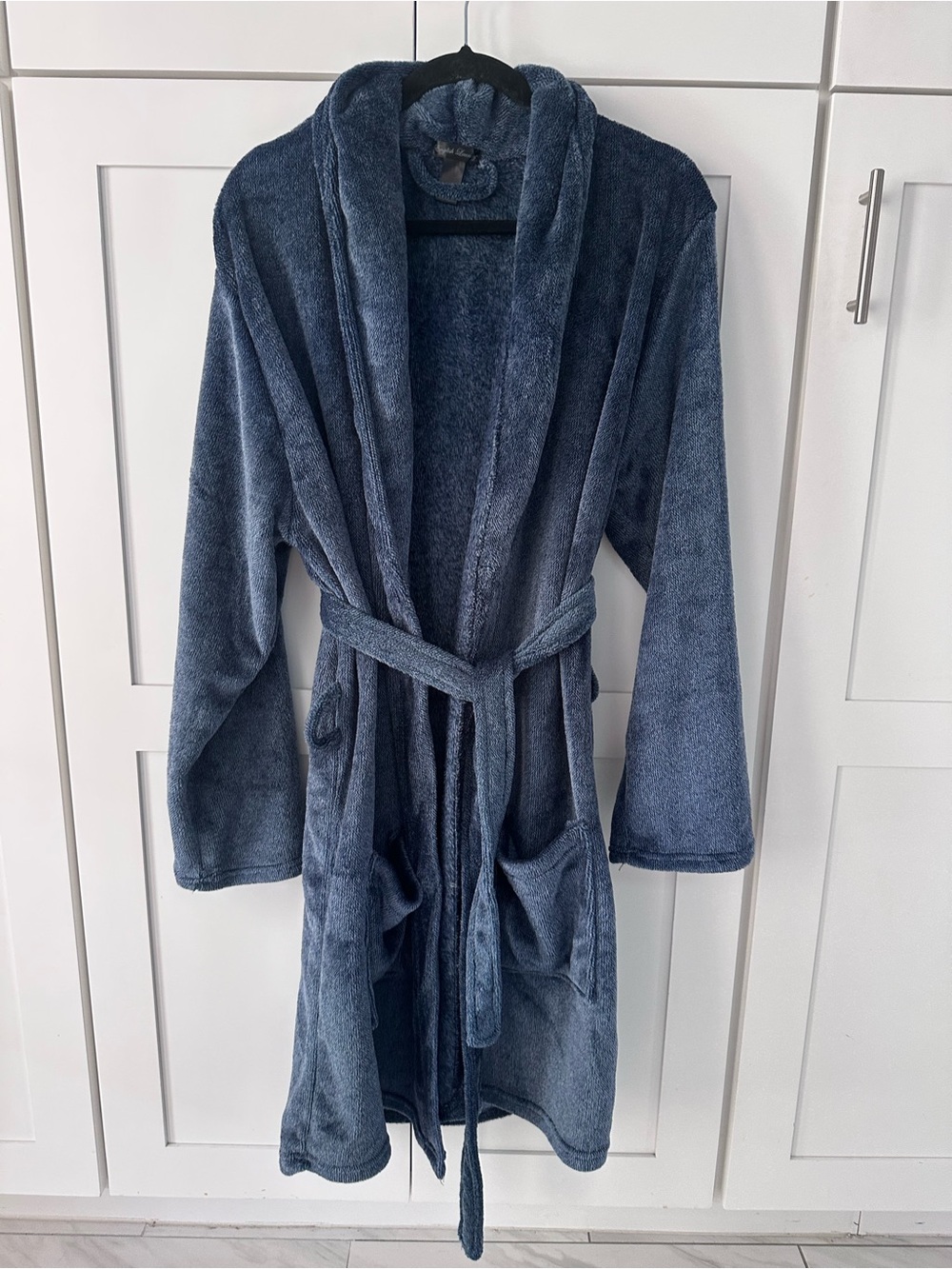 English Laundry Unisex Plush Navy Bath Robe with Shawl Collar